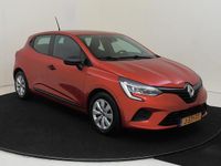 Occasion Renault Clio V Life 101 PK (74 kW) 2020 Rood Hatchback