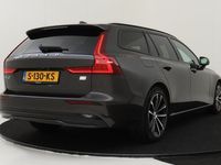 tweedehands Volvo V60 T6 RECHARGE AWD PLUS DARK -LIGHTING|TREKHAAK|GETINT.GLAS|BLIS|CAMERA