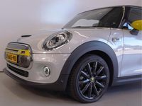 tweedehands Mini Cooper S Electric Essential || Head Up | Navi | Harman Kardon | DAB+ | 17" velgen | 8% bijtelling | Nieuwstaat