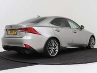 Occasion Lexus IS300h Luxury Line 223 PK (164 kW) 2019 Grijs Sedan