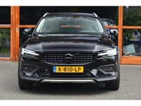 Occasion Volvo V60 CC Pro 264 PK (194 kW) 2021 Zwart Stationwagen