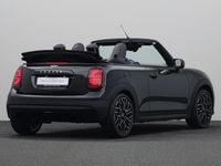 Nieuw Mini Cooper Cabriolet Favoured 165 PK (121 kW) 2025 Zwart Cabriolet