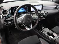 tweedehands Mercedes E250 CLA-KLASSE CoupéAMG Night | Augmented | Panorama dak | Sfeerverlichting | Apple Carplay | Achteruitrijcamera | Stoelverwarming |