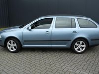 tweedehands Skoda Octavia Combi 2.0 TDI Ambiente - AIRCO - NAVIGATIE - TREKH