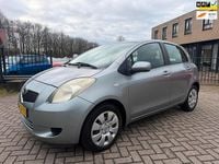 Occasion Toyota Yaris Sol 69 PK (50 kW) 2006 Grijs (metallic) Hatchback
