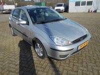 Occasion Ford Focus 101 PK (74 kW) 2003 Grijs Hatchback