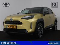 Occasion Toyota Yaris Executive 116 PK (85 kW) 2022 Geel metallic Hatchback