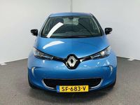 tweedehands Renault Zoe R90 Intens 41 kWh (ex Accu) Navi Parkeersensoren Cruise controle Bluetooth Dealeronderhouden Zeer mooie auto €2000 subsidie mogelijk