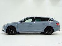 Occasion Skoda Superb LAURIN & KLEMENT 218 PK (160 kW) 2022 Blauw Stationwagen