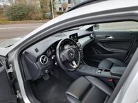 tweedehands Mercedes GLA200 BUSINESS AUTOMAAT CRUISE NAVIGATIE 46000 KM!!