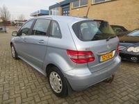 Occasion Mercedes B180 Business 116 PK (85 kW) 2010 Blauw, metallic lak MPV
