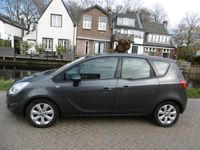 tweedehands Opel Meriva 1.4 Turbo 120pk Airco Cruise Trekhaak Hoge instap Nette auto