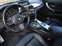 tweedehands BMW 320 320 Touring i High Executive Aut. | M-Pakket | Full