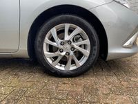 tweedehands Toyota Auris Hybrid 1.8 Hybrid Executive | Navigatie | Dealer Onderhou