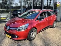 Occasion Renault Clio GrandTour LIMITED 90 PK (66 kW) 2016 Rood Stationwagen