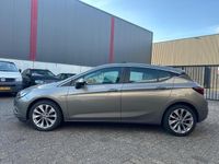 Occasion Opel Astra Business 150 PK (110 kW) 2017 Bruin Hatchback