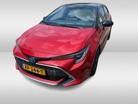 Occasion Toyota Corolla Executive 98 PK (72 kW) 2019 Rood (metallic) Hatchback