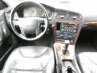 tweedehands Volvo V70 2.4 Edition II Trekhaak Leer Cruise control Clima