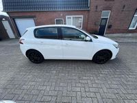 tweedehands Peugeot 308 1.2 PureTech Allure Avantage AUTOMAAT NIEUWSTAAT