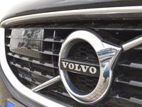 tweedehands Volvo V40 T3 R-Design Intellisafe!! #Pano #HarmanKardon #Standkachel
