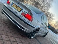 tweedehands BMW 320 i Executive