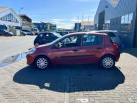 tweedehands Renault Clio 1.4-16V Authentique/ Cruise/Airco/ 5DR/Trekhaak