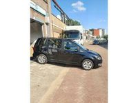 tweedehands VW Touran 1.6 TDI Automaat DSG/Airco/PDC/Parrot/Dealer