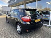 tweedehands Toyota Auris 1.8 Full Hybrid Aspiration CLIMA,BLUETOOTH,LICHTMETAAL