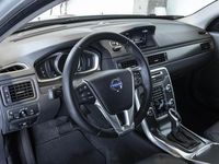 tweedehands Volvo XC70 T5 Automaat FWD Nordic+ | 62.000KM | Origineel NL Auto | Dealeronderhouden | Parkeerverwarming | Elektrisch glazen schuif-/kanteldak | Parkeersensoren voor + achter | Adaptive cruise control | Stoelverwarming | Stuurwielverwarming |
