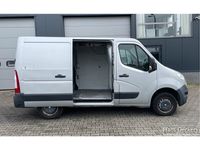 tweedehands Renault Master L1 H1 Airco Bluetooth Zilver 150PK 1608 kg laadvermogen