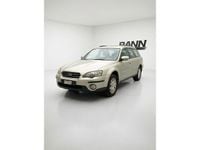Occasion Subaru Outback 165 PK (121 kW) 2004 Geel Stationwagen
