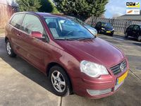 Occasion VW Polo 64 PK (47 kW) 2005 Rood (metallic) Hatchback
