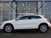 tweedehands Mercedes GLA200 Ambition / Clima / Panoramadak / Camera / Stoelver