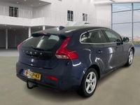 Occasion Volvo V40 Momentum 114 PK (83 kW) 2013 Blauw Hatchback