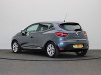 tweedehands Renault Clio IV 0.9 TCe Limited | licht metalen wielen | Cruise control | Climate Control | Navigatie | start stop | Nederlandse auto |