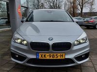 tweedehands BMW 225 2-SERIE Active Tourer xe iPerformance | Navi | Head-Up Display | Clima | Cruise | Pdc | Licht+Regensensor | Privacy Glass | Mistlampen | 17''lm