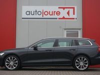 tweedehands Volvo V60 2.0 T4 Momentum Pro | Leder | Camera | 19' Inch |