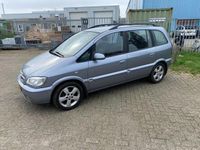 tweedehands Opel Zafira 2.2-16V Maxx Airco !!!