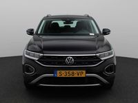 tweedehands VW T-Roc 1.5 TSI Life Fabrieksgarantie tm 04-2027 | Navigat