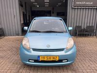 Occasion Daihatsu Sirion 87 PK (63 kW) 2006 Blauw Hatchback