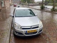 Occasion Opel Astra Sport 105 PK (77 kW) 2004 Grijs Hatchback