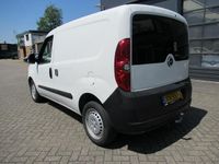 tweedehands Opel Combo 1.6 CDTi L1H1 Sport / AIRCO / PDC / 98.086km