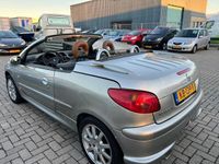 tweedehands Peugeot 206 CC 2.0-16V Roland Garros Cabrio