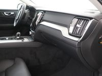 tweedehands Volvo V60 B4 Plus Dark Panoramadak, Extra getint glas & 360 camera