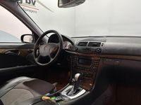 tweedehands Mercedes 220 E-combiCDI Avantgarde - Automaat - Clima / Radio cd / Trekhaak