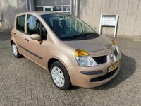 Occasion Renault Modus Authentique 112 PK (82 kW) 2006 Beige MPV