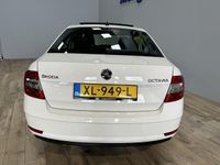 tweedehands Skoda Octavia 1.0 TSI Greentech Ambition Business Airco ECC | Panoramadak | Cruise control | Navigatie | Apple Carplay Android Auto | Isofix | NAP |