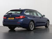 tweedehands BMW 520 5-SERIE Touring i Business Edition Plus | Stoelverwarming | Trekhaak | Navigatie | Laserlight LED koplampen | Digitaal dashboard |