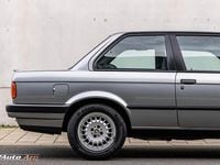 Occasion BMW 318 113 PK (83 kW) 1988 Zilver Coupé