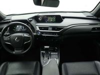 tweedehands Lexus UX 250h AWD Sport Edition | Navigatie | Stoelverwarming |